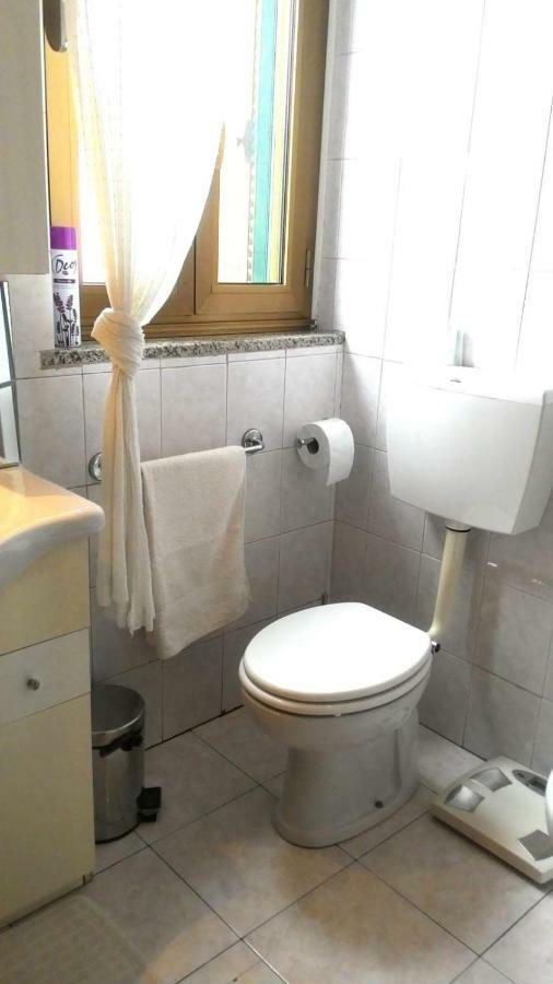 Affittacamera Pavia L&T מראה חיצוני תמונה